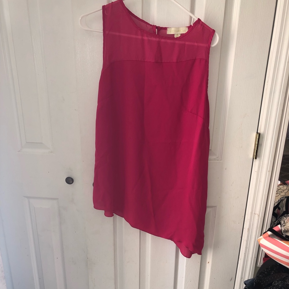 Hot pink nicki Minaj flowy top,